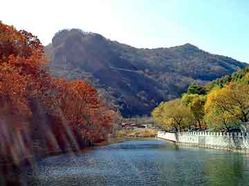 樂(lè)評(píng)人評(píng)價(jià)馬嘉祺歌手表現(xiàn)權(quán)威釋義、解釋與落實(shí)?,規(guī)避不實(shí)的聲明